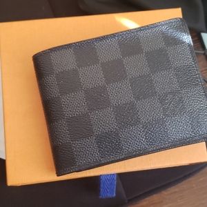 Louis vuitton mens Damier black wallet